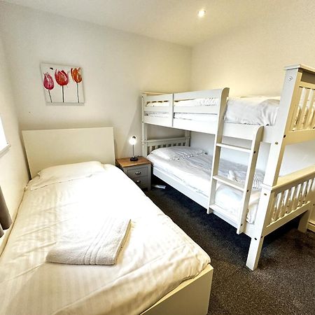 Maisy Lodge - Two Bed Lux Flat - Parking, Netflix, Wifi - Close To Blenheim Palace & Oxford - F2 Kidlington Dış mekan fotoğraf