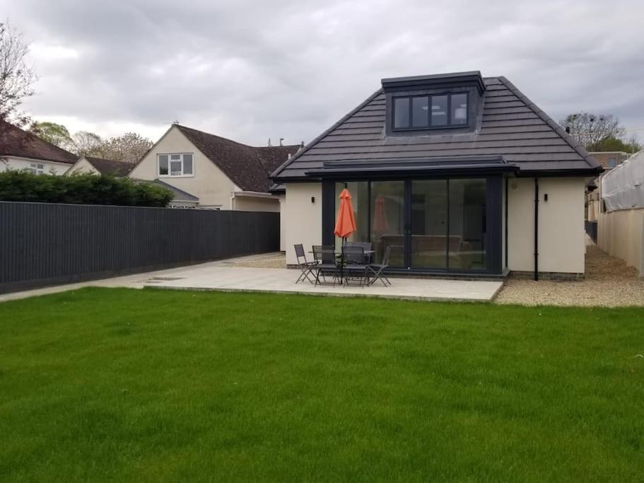 Maisy Lodge - Two Bed Lux Flat - Parking, Netflix, Wifi - Close To Blenheim Palace & Oxford - F2 Kidlington Dış mekan fotoğraf